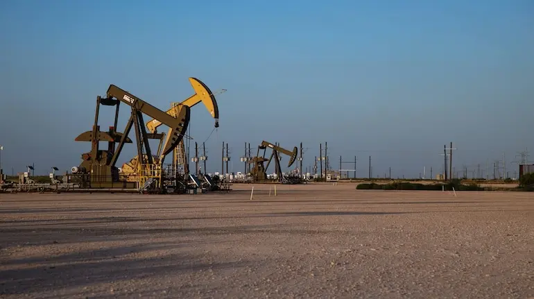 India oil import bill surges 48% to $75 bn on higher prices