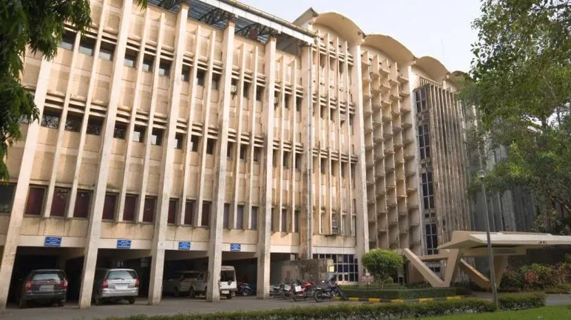 IIT Bombay to replace ceiling fans after student suicide