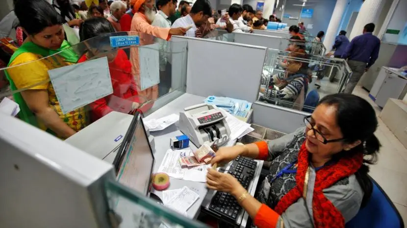 Banks to open Sunday, central staff get salary early ahead of strike