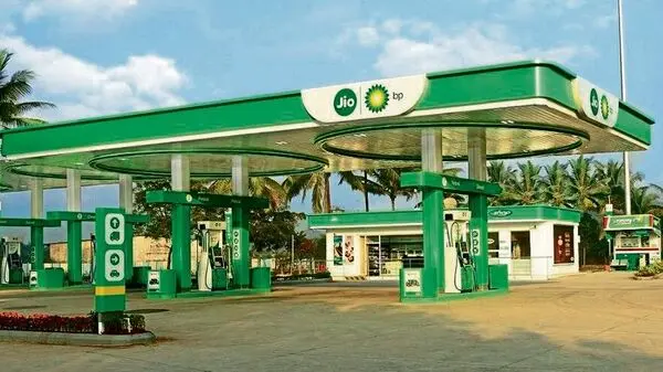Jio-bp caps diesel at 50 litres as West Asia war hits supply