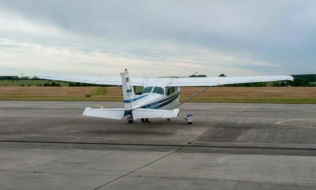 Two Indian student pilots killed in Canada training crash