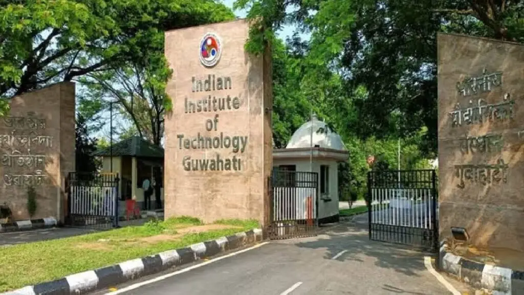 IITs ban 22 firms for rescinding over 150 job offers