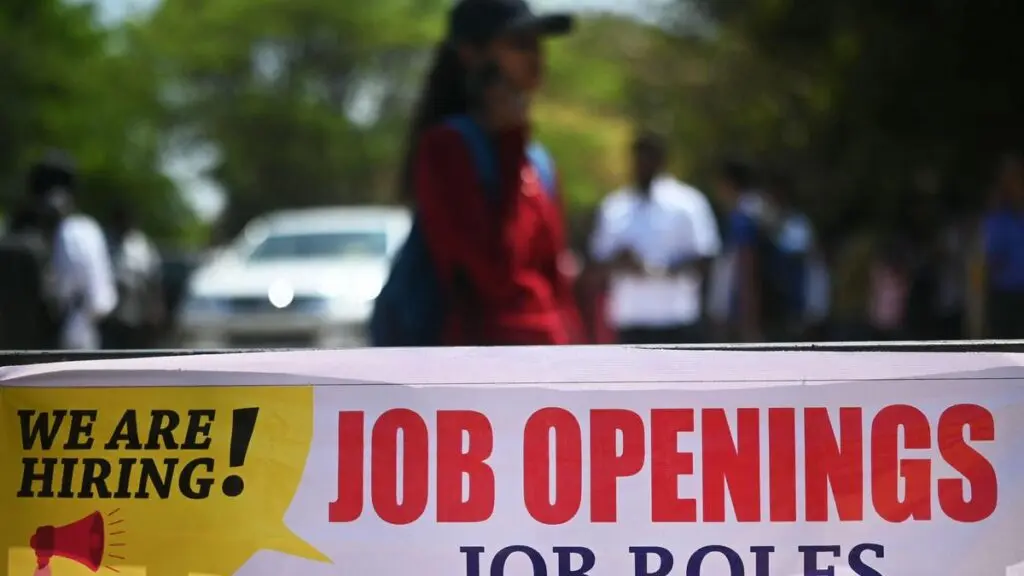 16.51 lakh apply for 11,249 Karnataka government posts