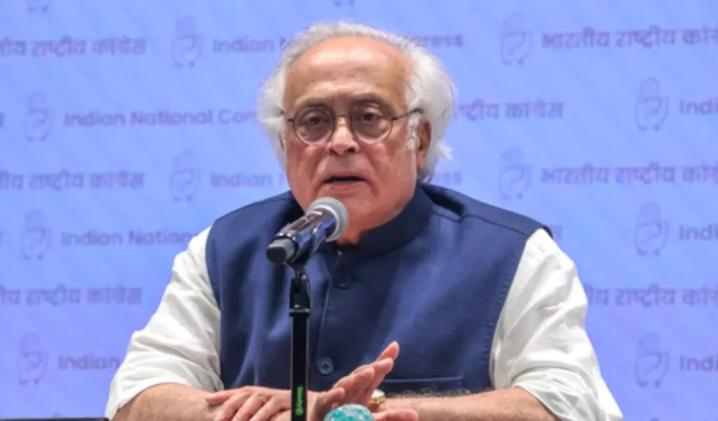 Congress attacks Modi government over UPI transaction fee notification
