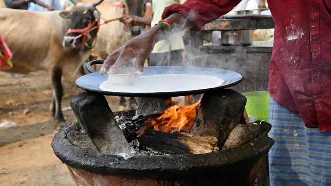 India's LPG customer base drops 6.2 million amid fuel crisis