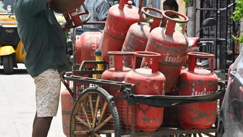 3.16 crore LPG users lose subsidised refills after missing eKYC deadline