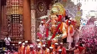 Lalbaugcha Raja immersed as Mumbai bids farewell to Ganpati