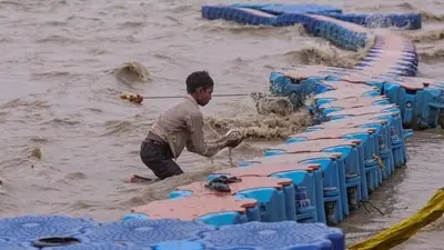 5 dead, 100 houses damaged as heavy rain hits Uttar Pradesh