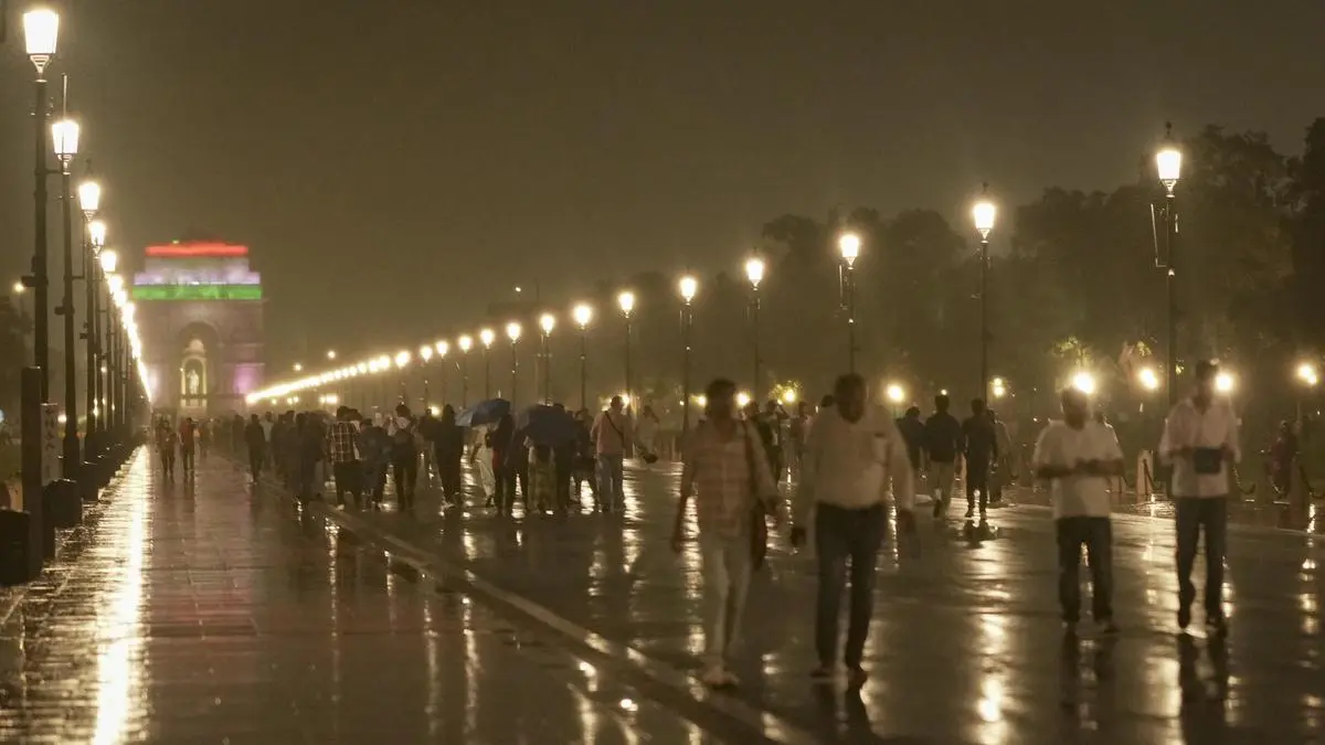 Delhi announces winter curbs, WFH, construction ban from Nov 1