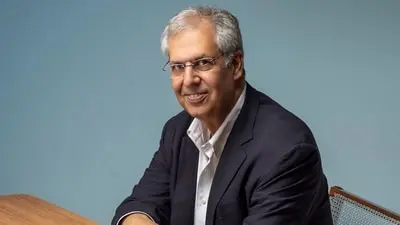 Noel Tata offers SP Group's Rs 25,000 crore stake sale, board split