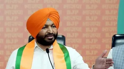 BJP's Ravneet Bittu detained after egg, liquor protest at Mann convoy