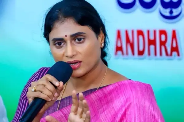 Sharmila denies reconciliation rumours with Jagan Mohan Reddy