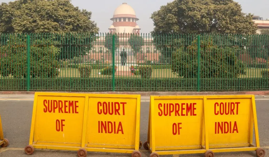 Supreme Court asks CBSE to defer three-language rule to 2027