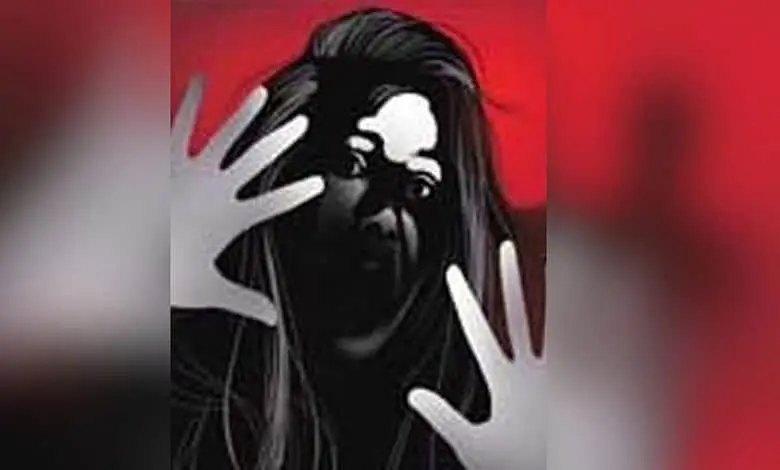 Cab driver flees with Rs 60,000 after molestation bid near Shamshabad