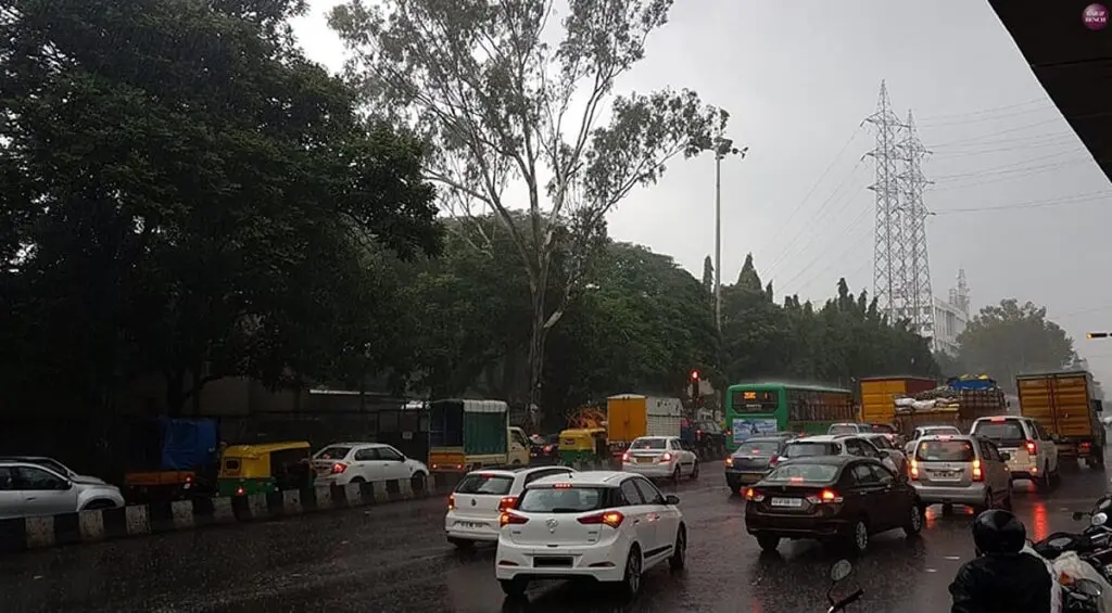 Supreme Court suggests linking unpaid traffic challans to electricity bills