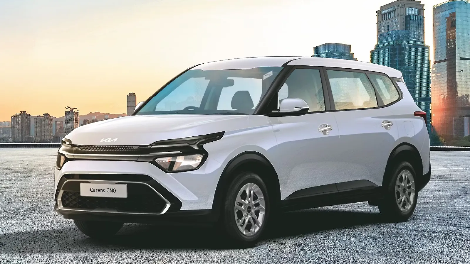 Kia launches Carens CNG and Carens Clavis CNG at Rs 12.12 lakh