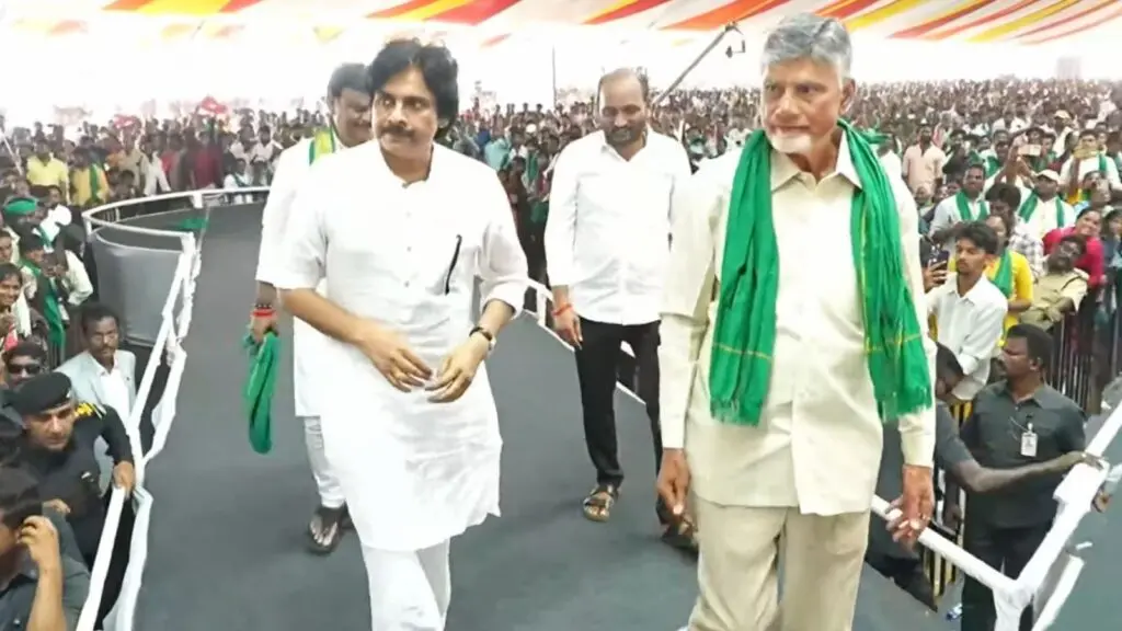 Naidu, Pawan Kalyan share stage at Andhra rural infrastructure event