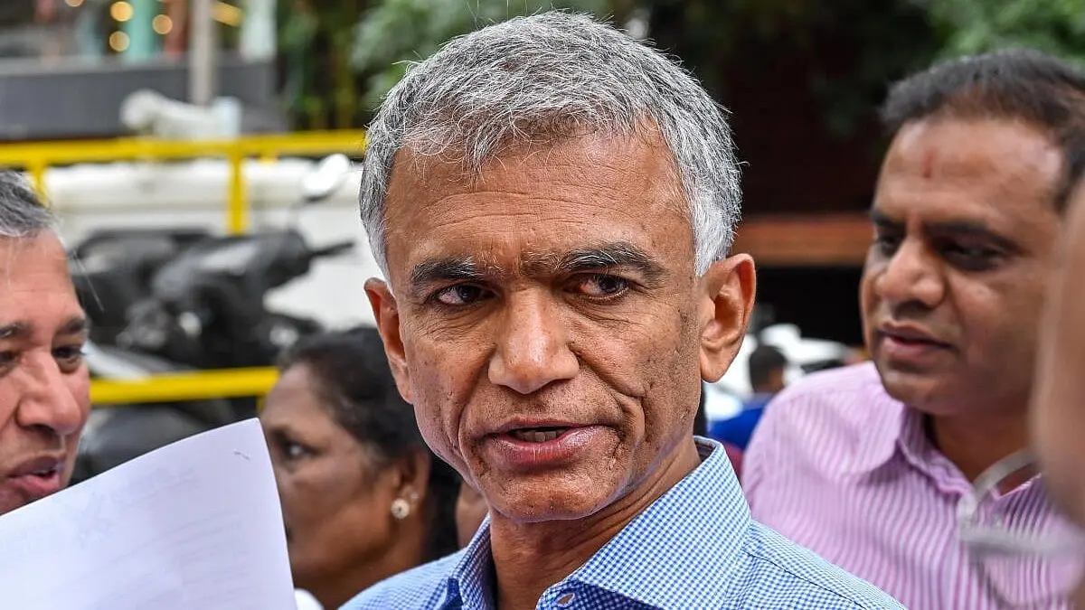 Krishna Byre Gowda pulls up officials over Bengaluru road quality