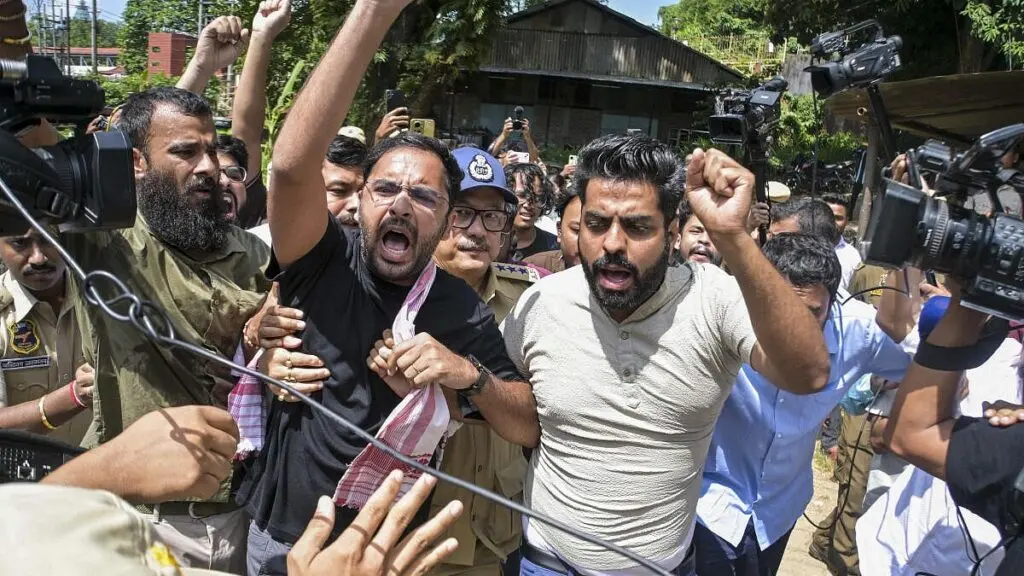 Over 40 CJP activists detained in Guwahati ahead of meet-up