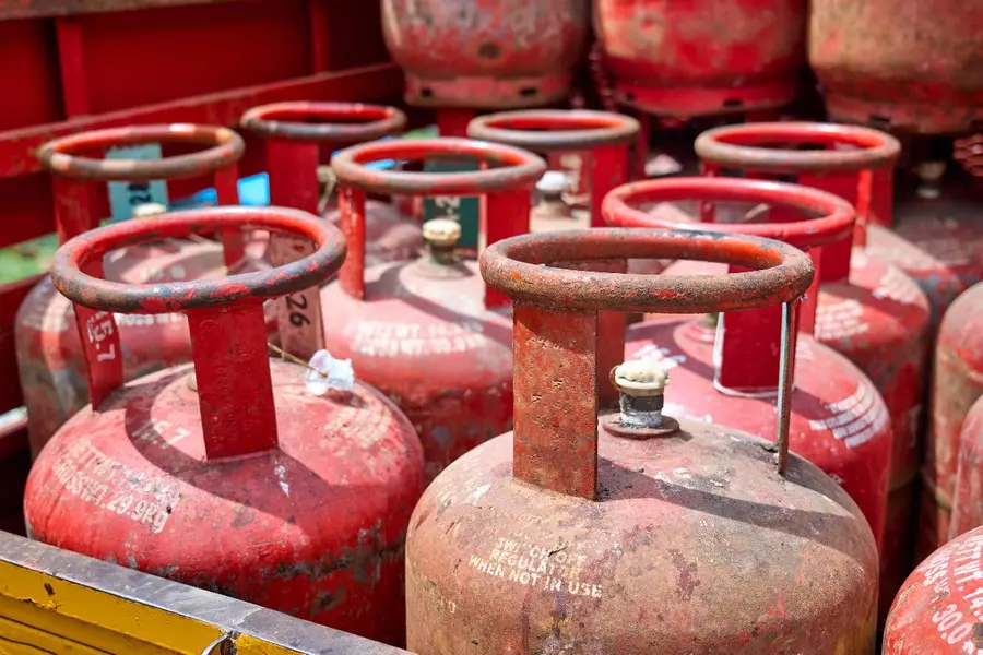 Oct 1 deadline for LPG biometric Aadhaar authentication