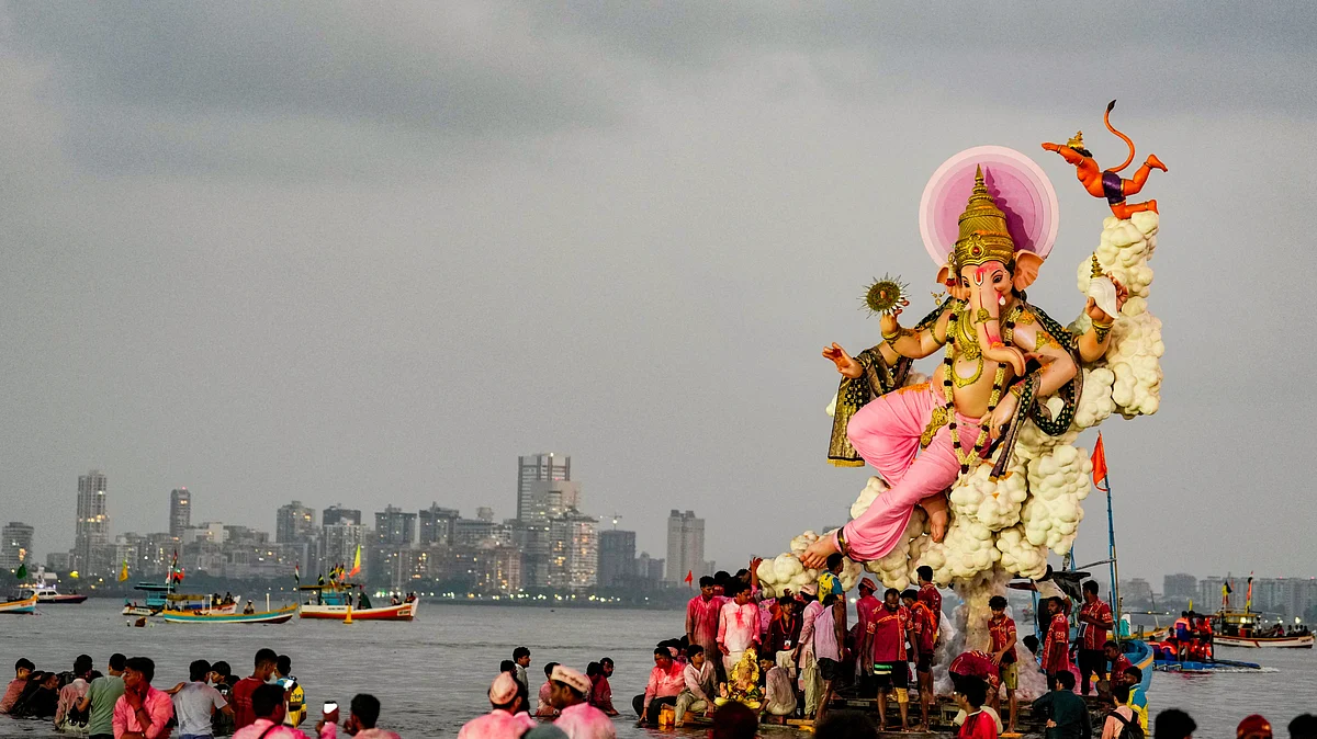 Four electrocuted as live wire falls on Ganesh pandal in MP
