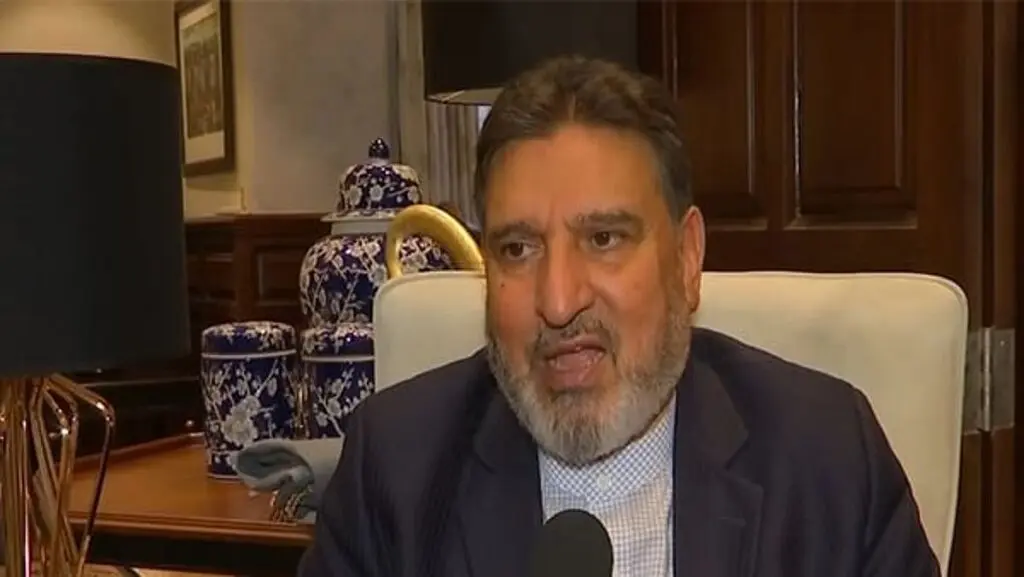 Bukhari alleges non-locals buying land under Omar Abdullah govt
