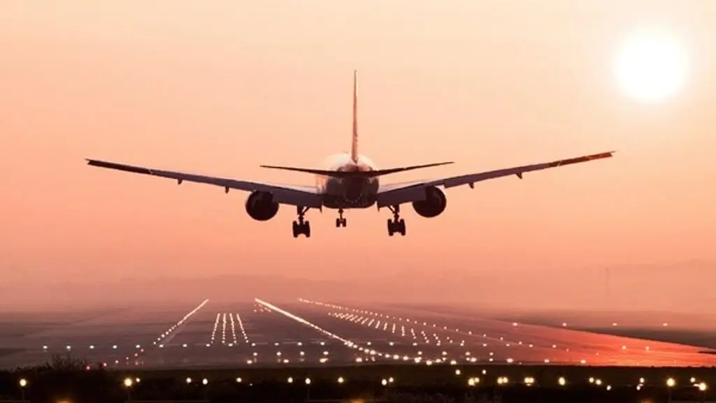 India negotiates with China to use Xinjiang air route