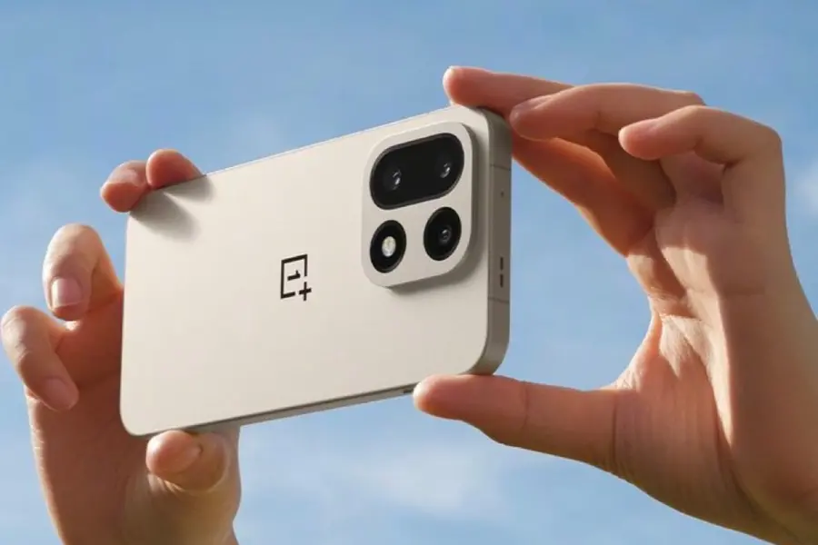 OnePlus 16 leak shows 9,000mAh battery, 200MP camera, India launch uncertain