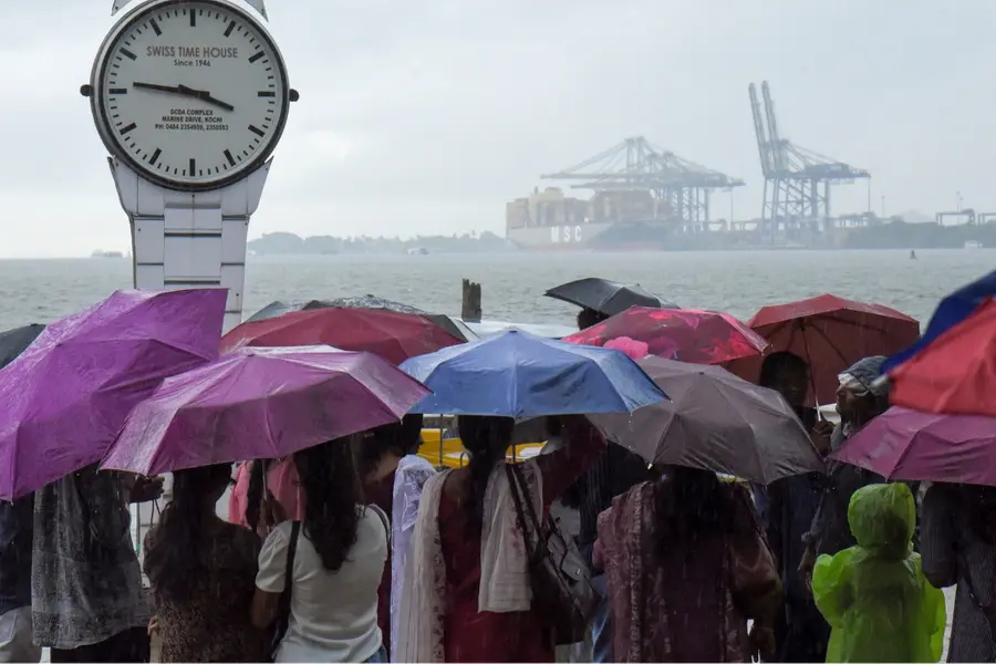 IMD issues red alert for Uttarakhand, yellow for Kerala