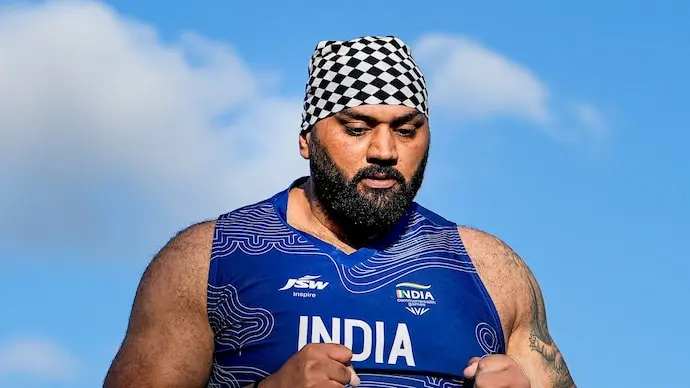 Tajinderpal Toor replaced as India flag-bearer over kit delay