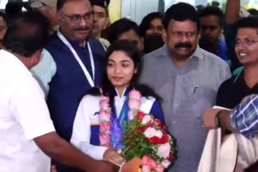 Double Asian Games silver medalist Vidarsa gets grand welcome in Kerala