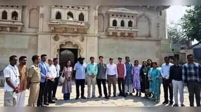 UNESCO-ICOMOS team reviews Hampi conservation, locals raise concerns