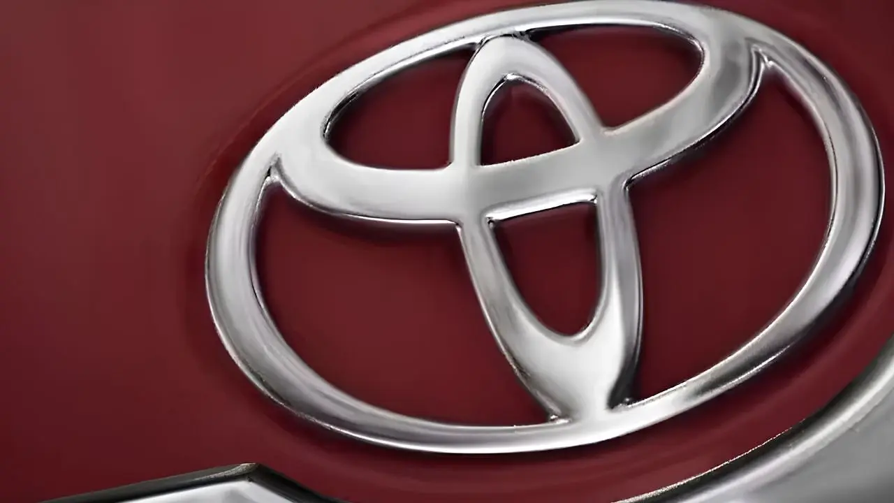 Toyota teases 2026 Glanza facelift ahead of 14 October launch