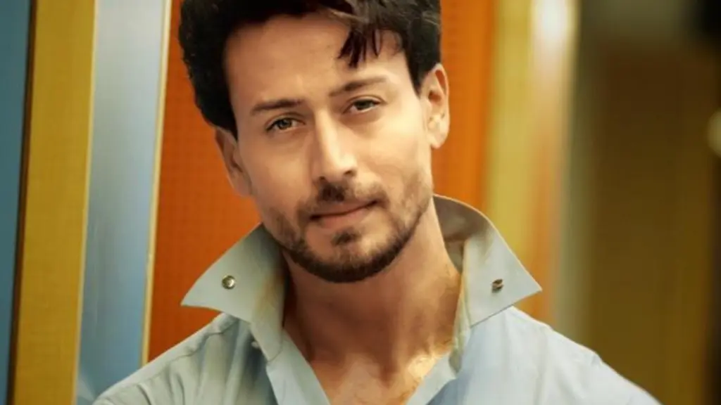Tiger Shroff shot at in Mumbai, driver injured