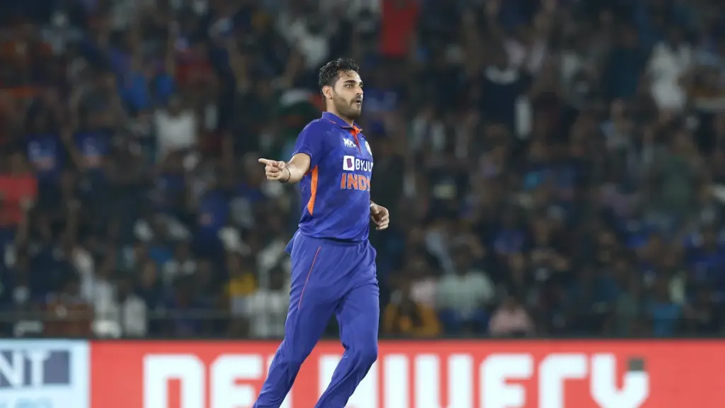 Morkel backs Bhuvneshwar after costly return, plans NZ backup bowlers