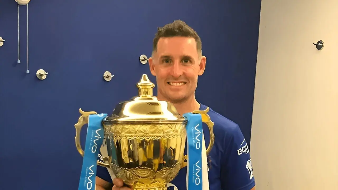 CSK part ways with Michael Hussey, other coaching staff