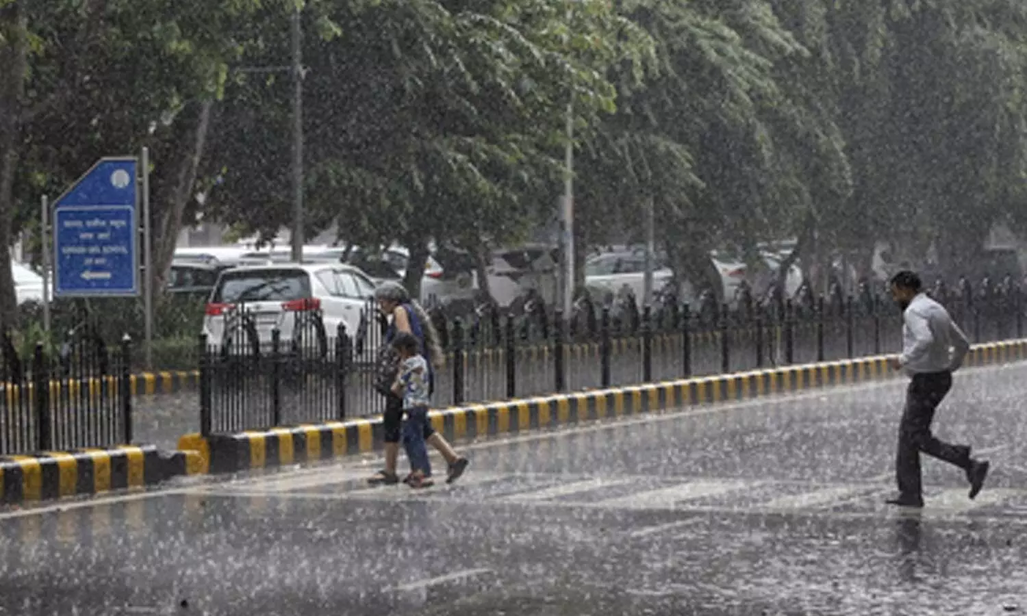 Yellow alert for 11 Andhra districts as light rain expected