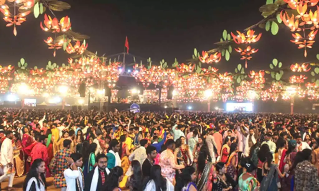 Gujarat police deploy undercover women officers at 22,000 garba venues