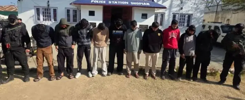 J&K police arrest 10 overground workers in Shopian terror financing case