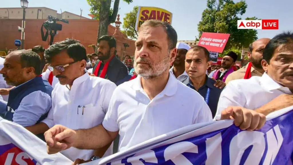 Supreme Court stays Rahul Gandhi defamation trial over Modi remarks