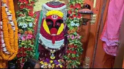 PM Modi offers prayers to Maa Kalaratri on Navratri day seven