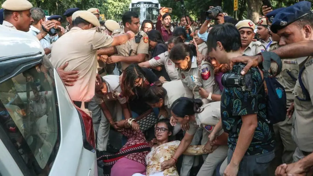 Neha Bora detained, released without phone, bag