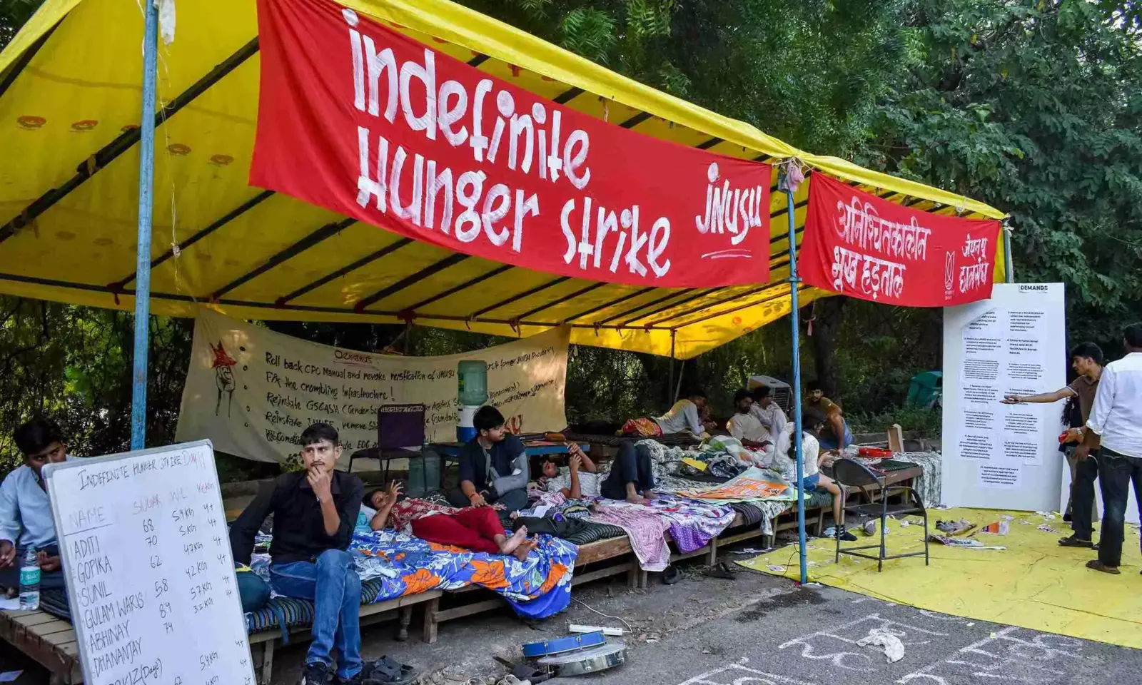 JNU hunger strike enters 17th day, admin says talks held