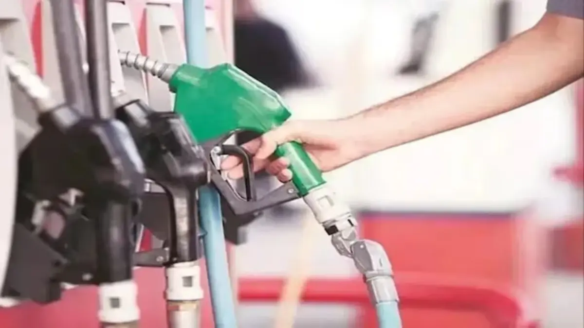 Nayara Energy hikes petrol by Rs 5, diesel by Rs 3