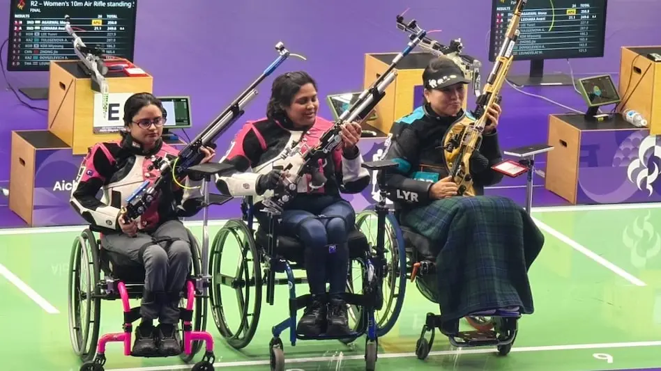 Mona Agarwal gold, Avani Lekhara silver at Asian Para Games