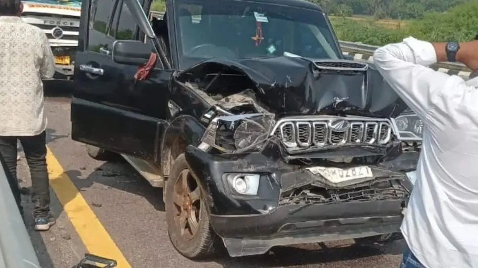 Rahul Gandhi's convoy vehicles collide on Purvanchal Expressway, probe ordered
