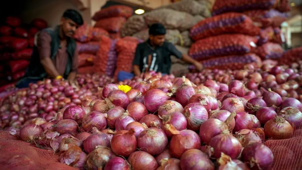 Onion prices double, sugar and oil surge: retail inflation hits 5.54%