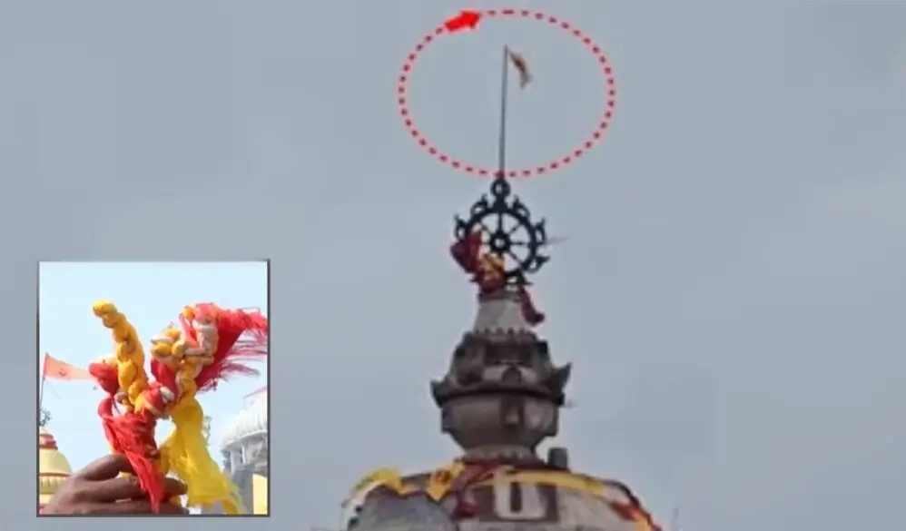 Rare ‘Shunya Ganthi’ appears atop Puri temple as Cyclone Arnab hits