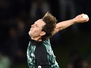 Matt Henry out of remaining T20Is vs India, NZ rotate pacers