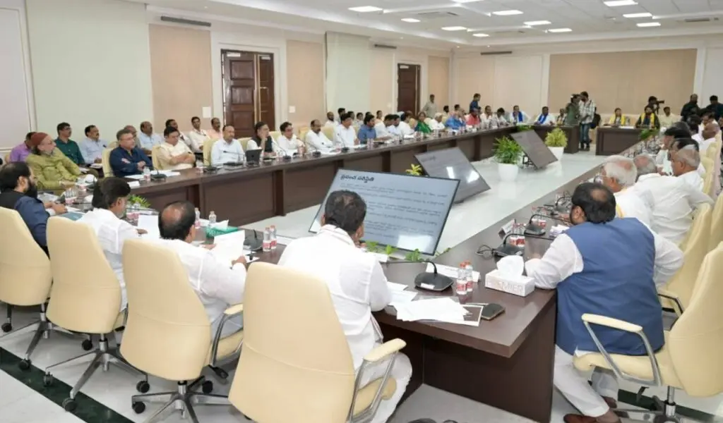 Opposition slams Telangana govt over all-party meeting on drought